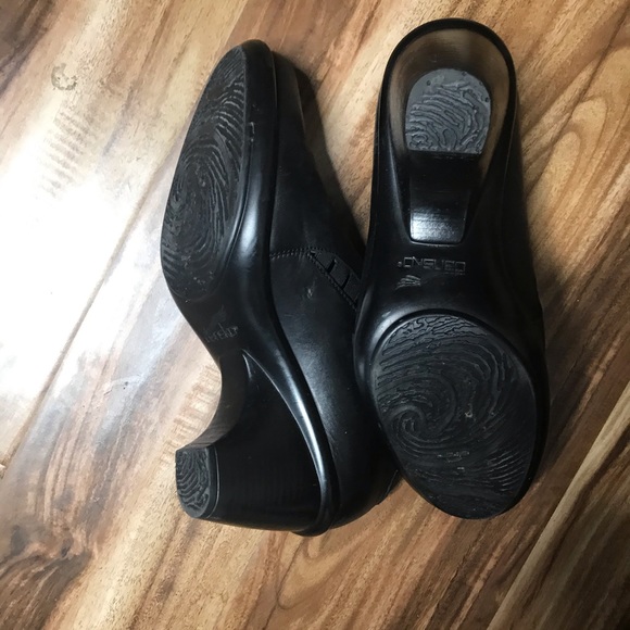 DANSKO BLACK LEATHER RAPHAEL CLOGS SIZE EU 37 - Picture 6 of 6